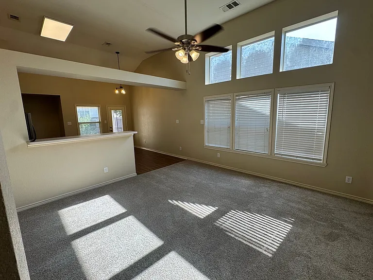 8831 Holliday Ln — Photo 5