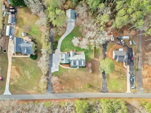 6351 Hawkins Dr, Cumming, GA 30028