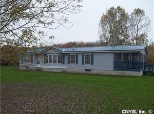 203 Island Rd, Phoenix, NY 13135
