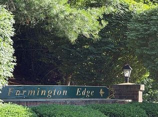 1 Cardinal Dr, Farmington, CT 06032