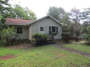 61 Galley Hill Rd, Cuddebackville, NY 12729