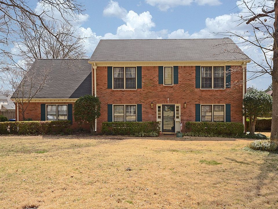 1st image of 8351 Stone Creek Dr