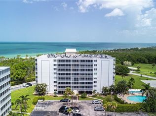 5 Bluebill AVE #105, NAPLES, FL 34108