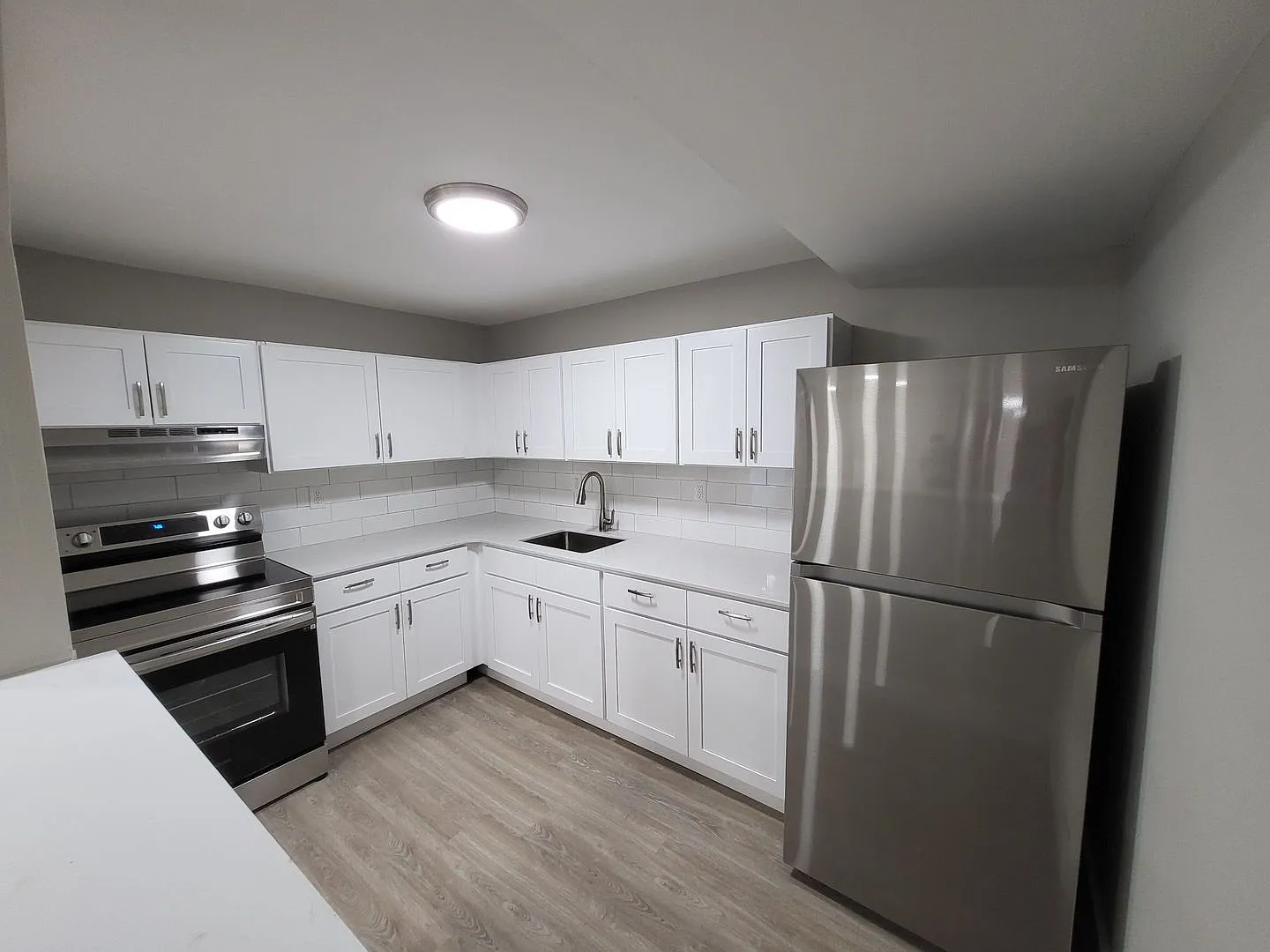 Cottage Street Apartments — Photo 2
