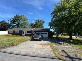 330 Pleasant St, Lewiston, ME 04240