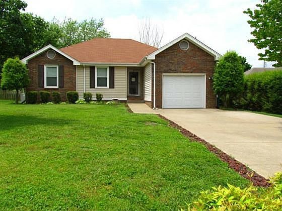 1st image of 210 Bradley Ct