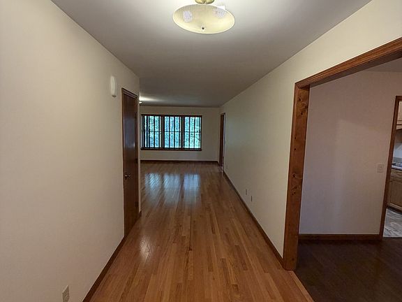 4th image of 2317 Macedonia Cir