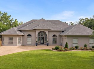 138 Acadian Ln, Mandeville, LA 70471