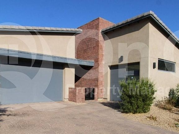 2nd image of 1222 E La Mirada Dr