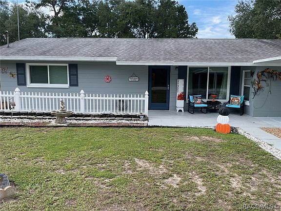 4th image of 21332 SW Rainbow Lakes Blvd