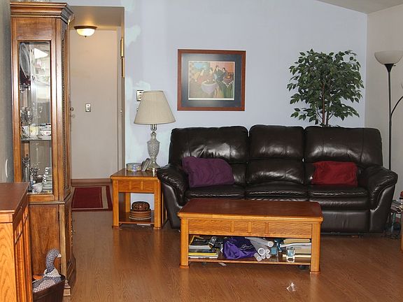 2nd image of 5618 100th Pl NE