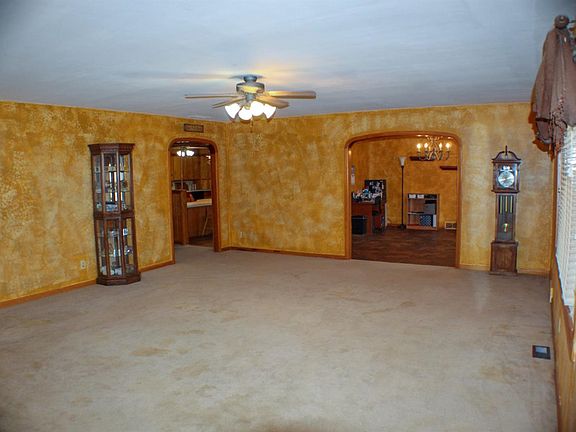 5th image of 1901 Avenue L