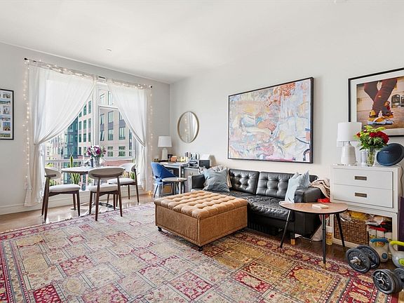 2nd image of 700 Harrison Ave Unit 613