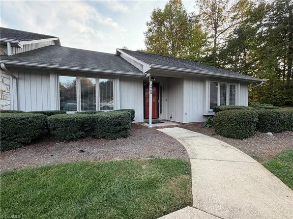 4900 Tamaron Dr, Greensboro, NC 27410
