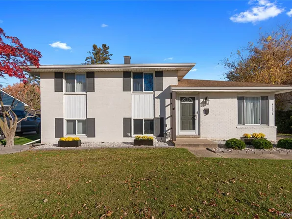43606 Gainsley Dr, Sterling Heights, MI 48313