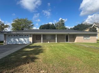 611 Cary Ave, Jennings, LA 70546