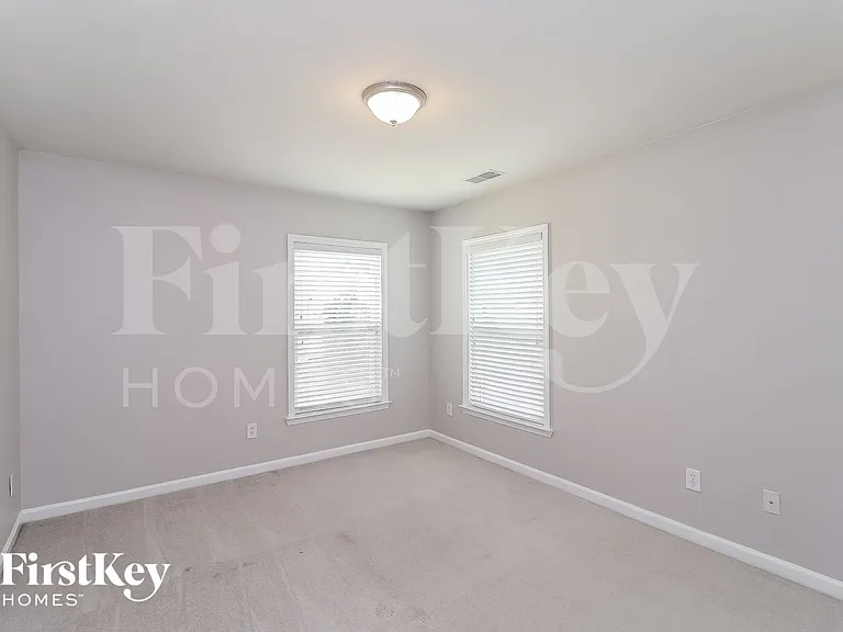 943 Mill Creek Ave — Photo 10