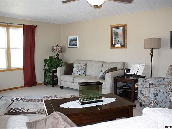 3rd image of 1805 S Shore Dr