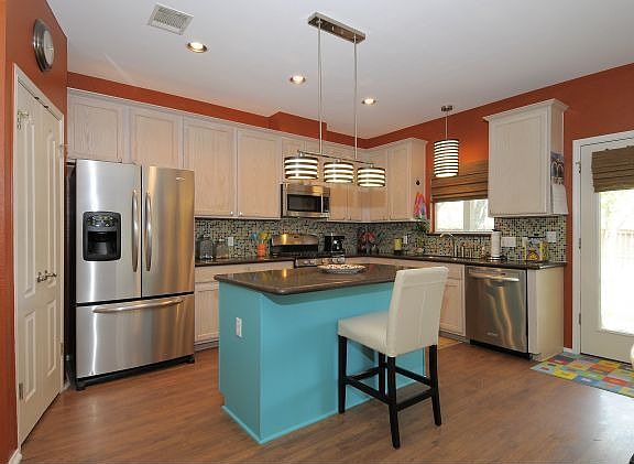 Gourmet Kitchen
