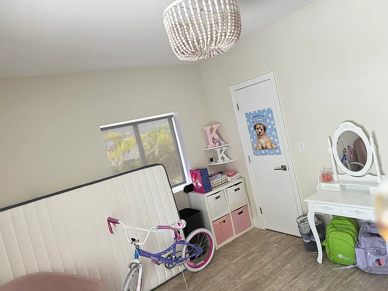 621 SE 5th Ct — Photo 12