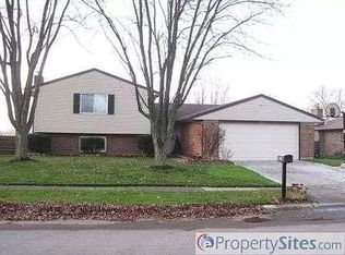 6120 Honeygate Dr, Huber Heights, OH 45424
