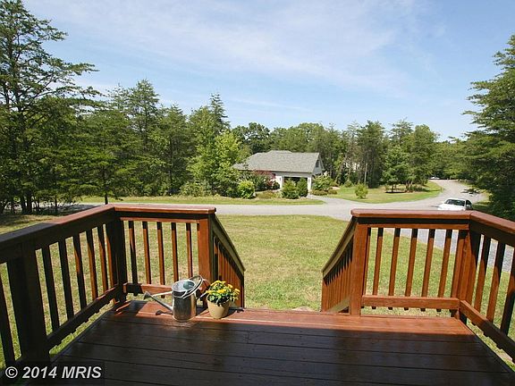 4th image of 525 Sleigh Dr