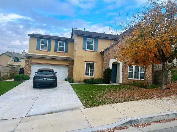 5034 Westmont St, Riverside, CA 92507