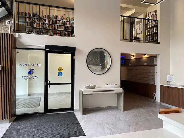 1731 Beacon St #711 — Photo 33