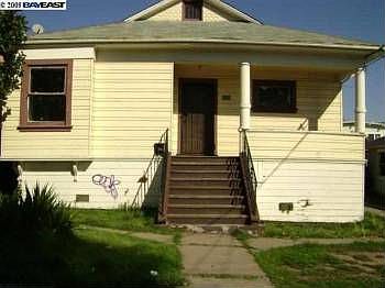 2nd image of 3248 Davis St