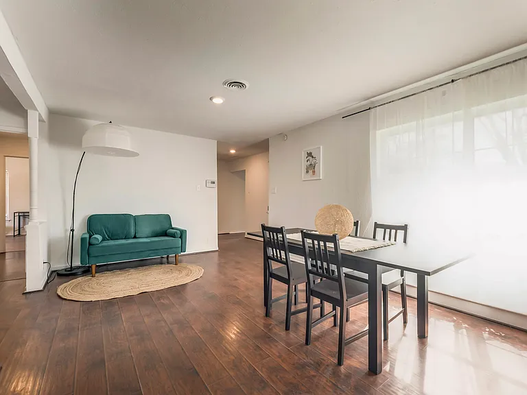 Tarryall Dr — Photo 9