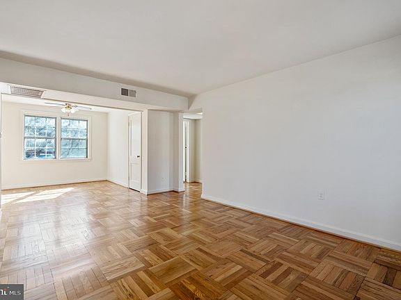 5th image of 6723 W Wakefield Dr APT A2