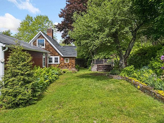 3rd image of 351 Plains Road