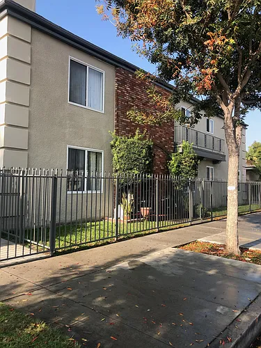 9501 State St Photo 1