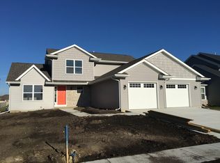 1312 Ridge Creek Rd, Savoy, IL 61874