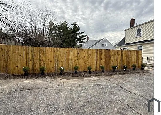1144 York Rd — Photo 22