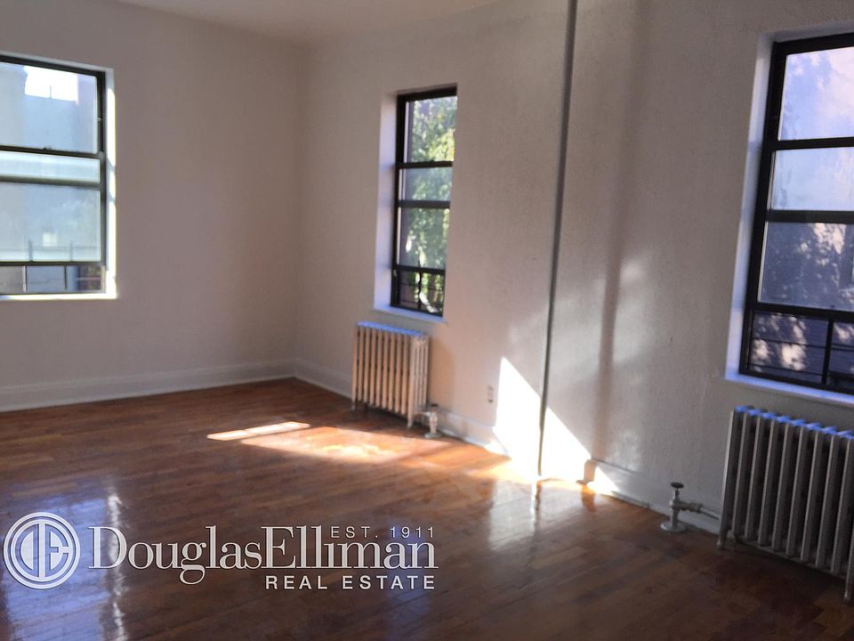1st image of 4808 47th St #4A