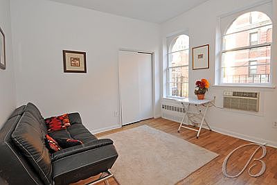 2nd image of 66 W 84th St APT 3D