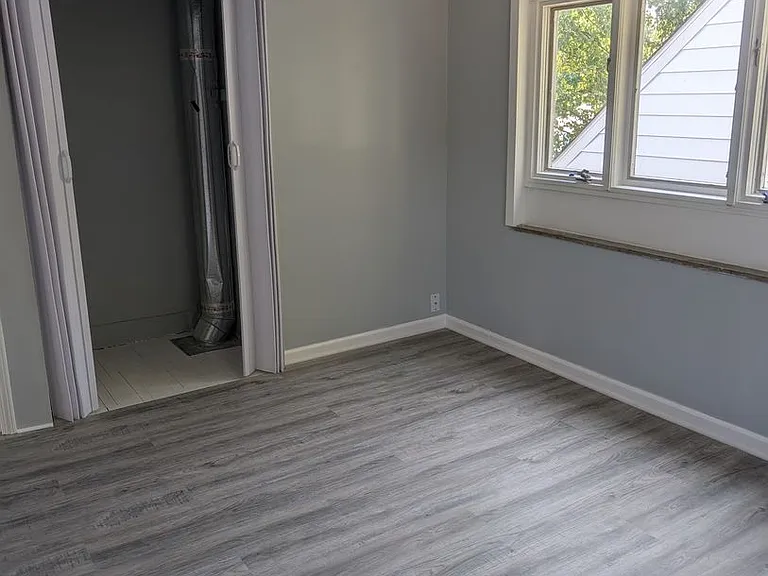 21000 Crystal Ave — Photo 17