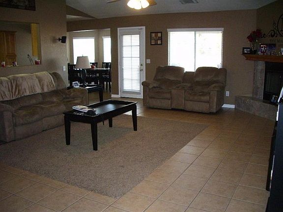 4th image of 28048 Calico Dr