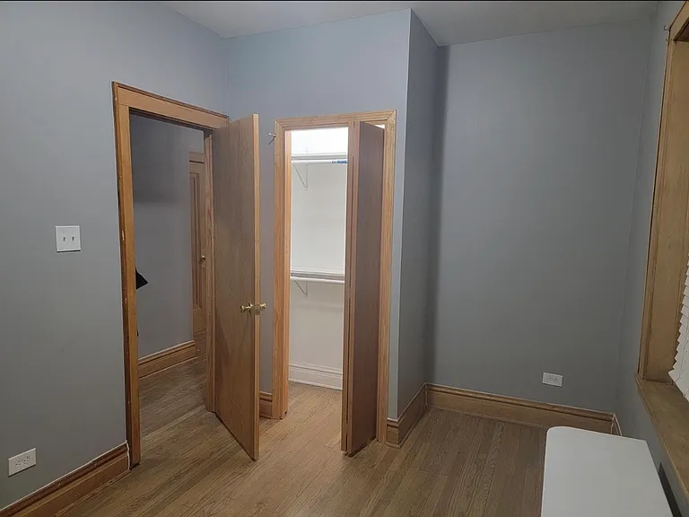 5246 W School St #1 — Photo 10
