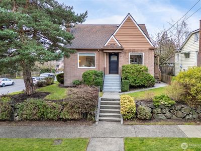 7501 25th Avenue NW, Seattle, WA, 98117