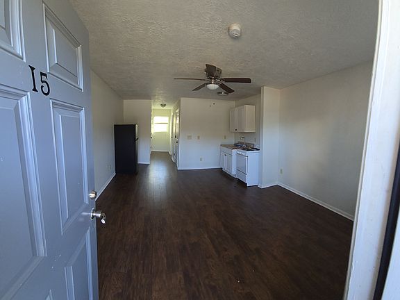 Studio unit for rent.