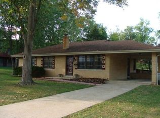 2306 Hillsdale Dr, Jefferson City, MO 65109