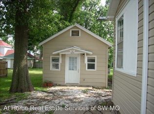 624 E Division St, Springfield, MO 65803