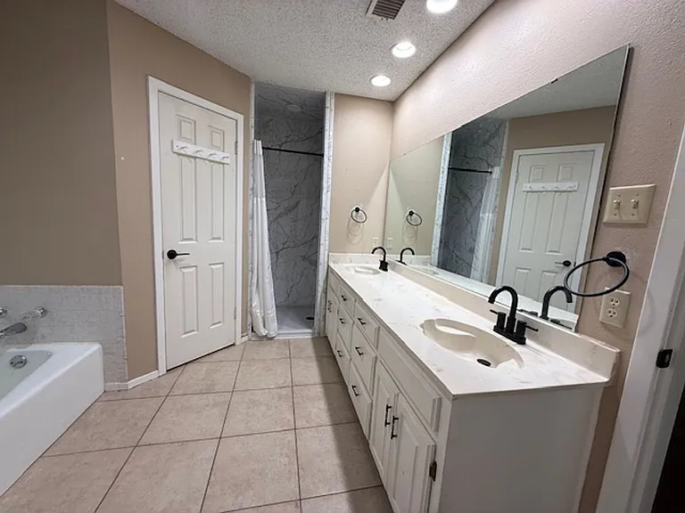 7933 Hearne Dr — Photo 11