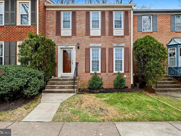 10307 Emerald Rock Dr, Oakton, VA 22124