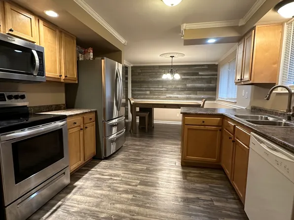 1501 Continental Dr, Cincinnati, OH 45246