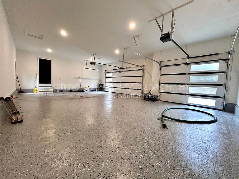 1505 N Green Creek Rd — Photo 5