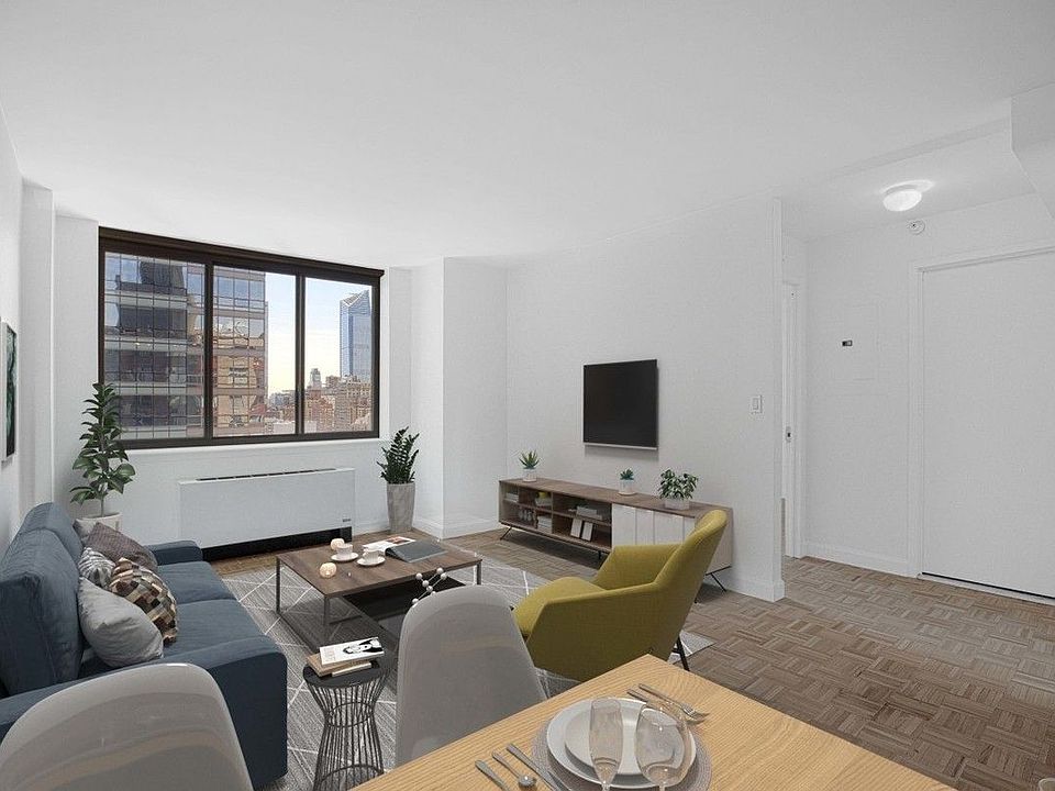 1st image of 360 W 43rd St APT S22g