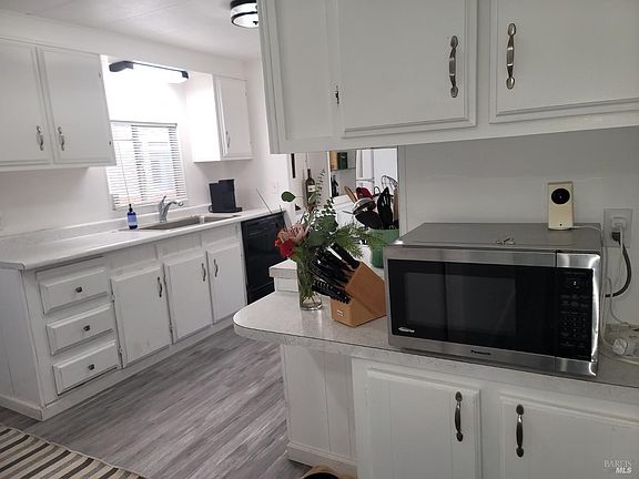 4th image of 5217 Whispering Creek Drive